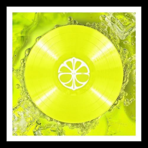 Amazon.com: XLOV [I`MM BE] 1st Single Album KPOP: CDs y Vinilo